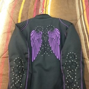 Woman's medium weight jacket